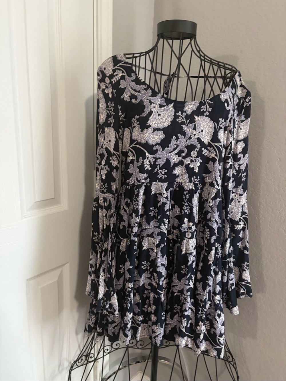 Alyx Black and White Paisley Long Sleeve Tiered Dress